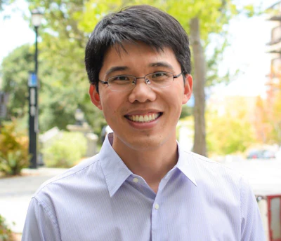 Head shot of Wei Gao, PhD