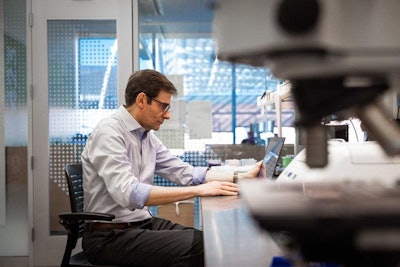 Stefano Guerra, MD, PhD, will lead a new study that will analyze blood samples to identify a biomarker that could indicate an increased risk of contracting adult chronic obstructive pulmonary disease.